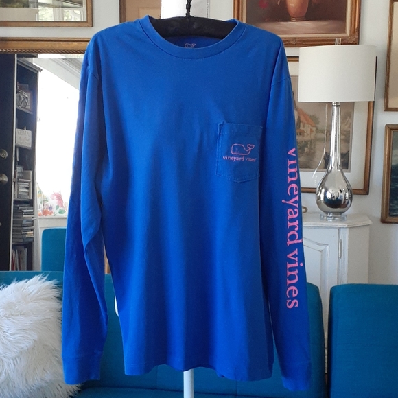 Vineyard Vines Tops - vineyard vines Tshirt